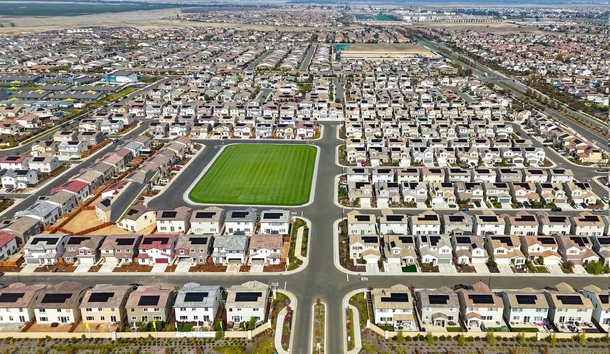 Community amenities and outdoor gathering spaces in a California master-planned community